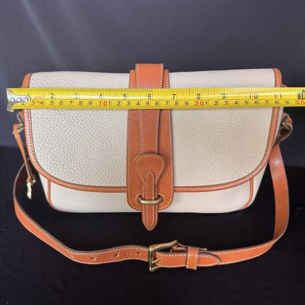 Dooney & Bourke Cream and Tan Pebbled Leather Crossbody Handbag Vintage